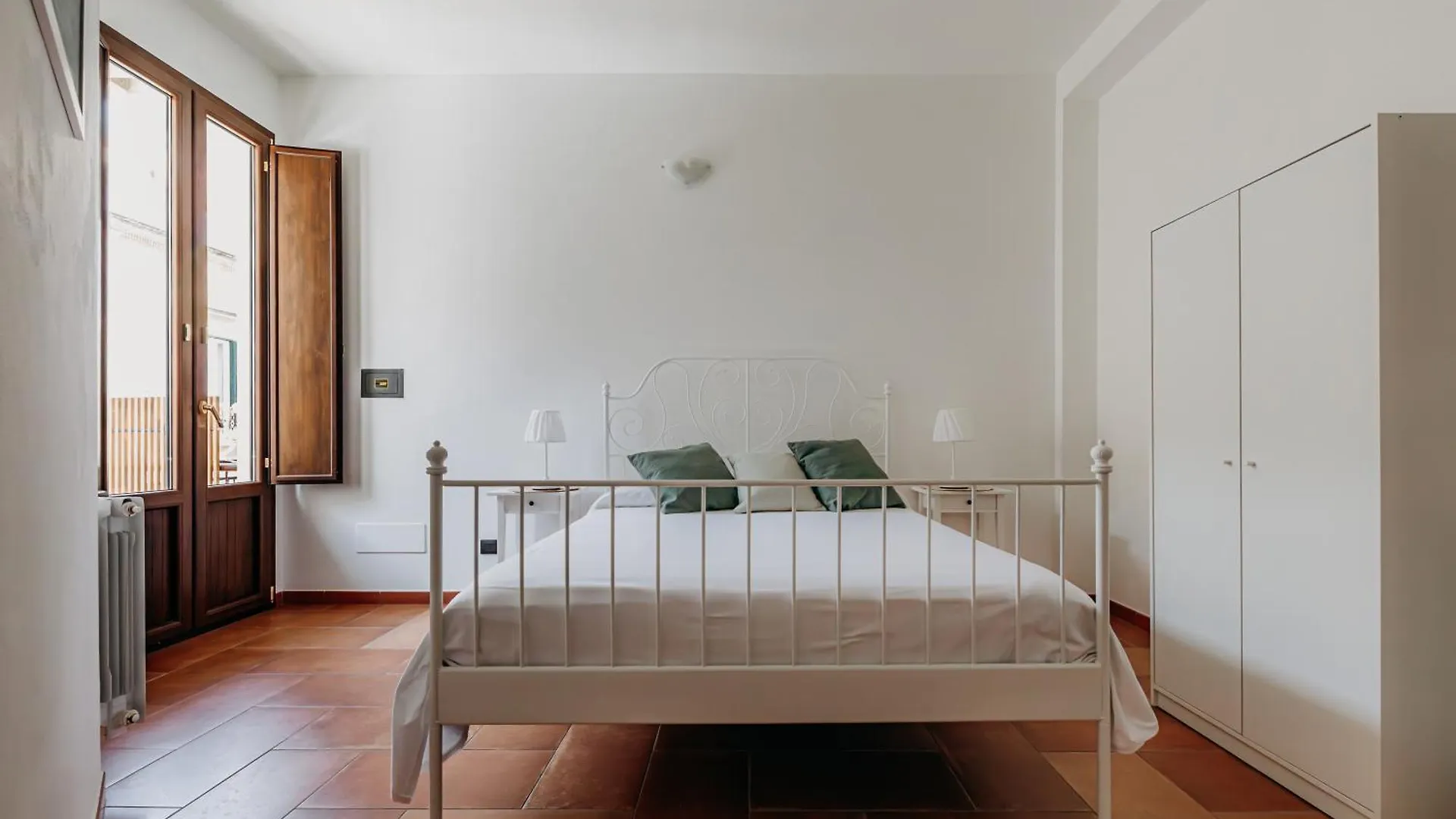 Green Leaves Apartment Συρακούσες